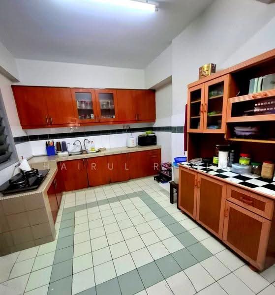 Condominium for Sale at Chancellor - Hairul Ramli - Kitchen - PropertyGuru.com.my