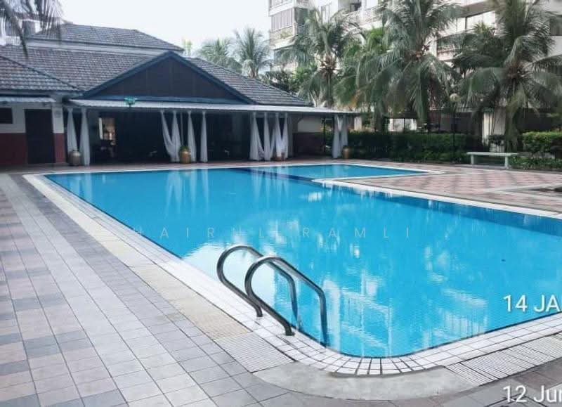 Condominium for Sale at Chancellor - Hairul Ramli - Pool - PropertyGuru.com.my