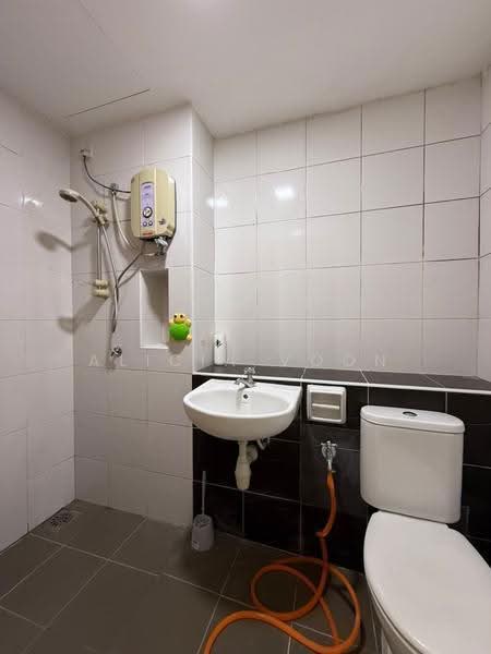 Service Residence for Sale at Sky Gardens Residences - Alicia Voon - Bathroom - PropertyGuru.com.my