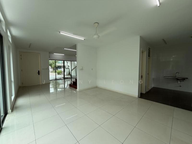 2-storey Terraced House for Sale in Setia Eco Glades (Cyberjaya) - Johnny Leong - Living Room - PropertyGuru.com.my