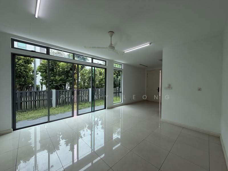 2-storey Terraced House for Sale in Setia Eco Glades (Cyberjaya) - Johnny Leong - Living Room - PropertyGuru.com.my