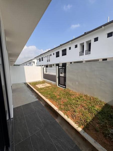 Rumah Teres 2-Tingkat untuk Dijual di Taman Impian Emas (Skudai) - Fong Lik - Exterior - PropertyGuru.com.my