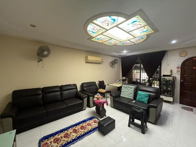 2-storey Terraced House for Sale in Permas Jaya (Johor Bahru) - Jet Pang - Living Room - PropertyGuru.com.my