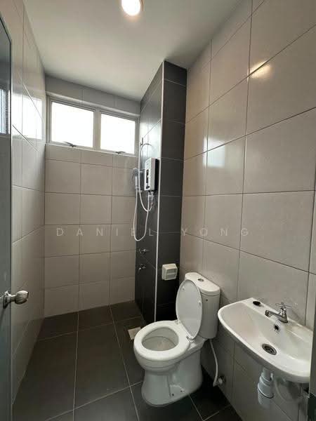 1-storey Terraced House for Rent in Johor Bahru (Johor) - Daniel Yong - Bathroom - PropertyGuru.com.my