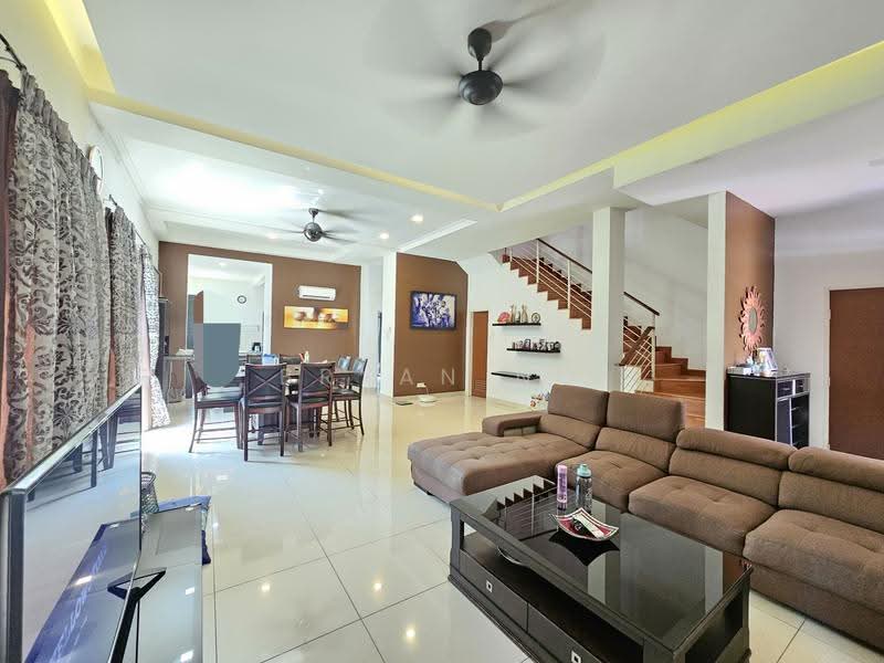 Rumah Berkembar untuk Dijual di Batu 9 (Cheras) - Bryan Ng - Living Room - PropertyGuru.com.my