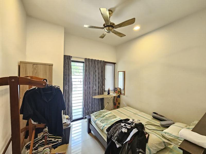 Rumah Berkembar untuk Dijual di Batu 9 (Cheras) - Bryan Ng - Bedroom - PropertyGuru.com.my
