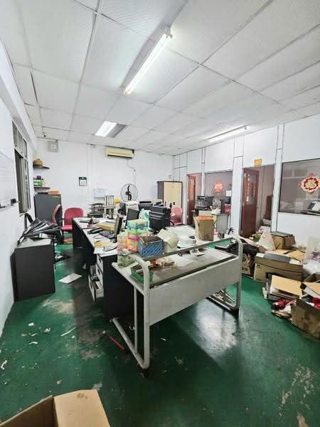 Terrace Factory for Sale in Taman Kota Puteri (Masai) - Iden Tan - Interior - PropertyGuru.com.my