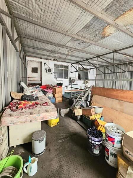 Terrace Factory for Sale in Taman Kota Puteri (Masai) - Iden Tan - Interior - PropertyGuru.com.my