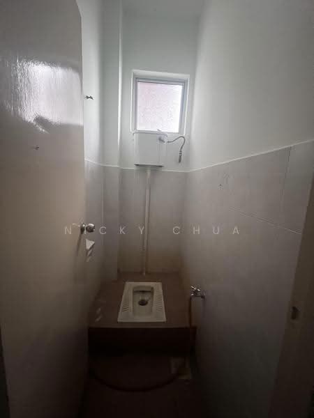 Shop / Office for Rent in Seremban (Negeri Sembilan) - Nicky Chua - Bathroom - PropertyGuru.com.my