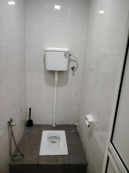 Kedai / Pejabat untuk Dijual di Puchong (Selangor) - HL Lau - Bathroom - PropertyGuru.com.my