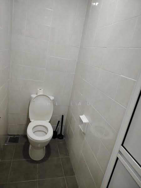 Kedai / Pejabat untuk Dijual di Puchong (Selangor) - HL Lau - Bathroom - PropertyGuru.com.my