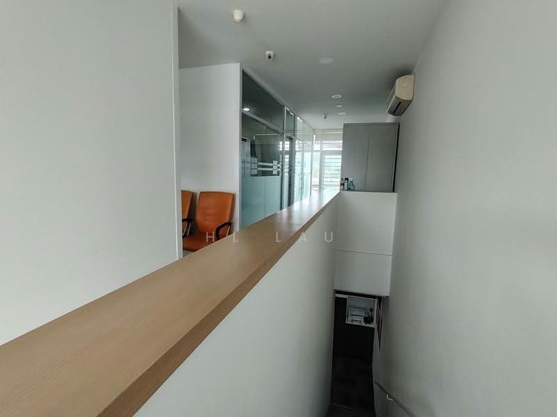 Kedai / Pejabat untuk Dijual di Puchong (Selangor) - HL Lau - Corridor - PropertyGuru.com.my