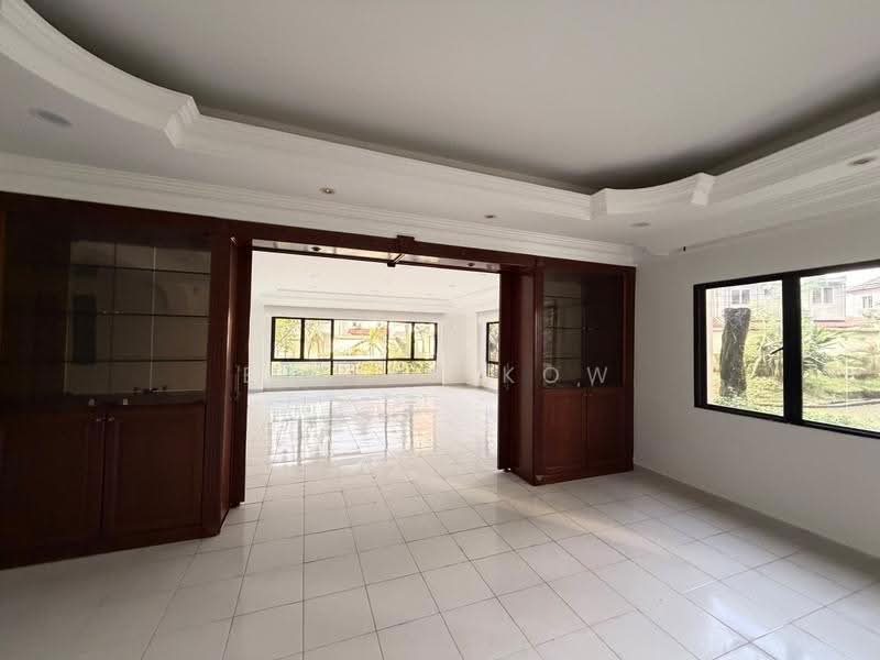 Condominium for Sale at Maxwell Towers - Elaine Kow - Living Room - PropertyGuru.com.my
