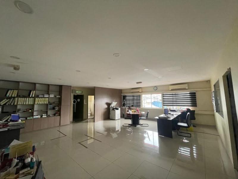 Semi-D Factory for Rent in Kawasan Perindustrian Nilai (Nilai) - OLIVIA OH - Interior - PropertyGuru.com.my