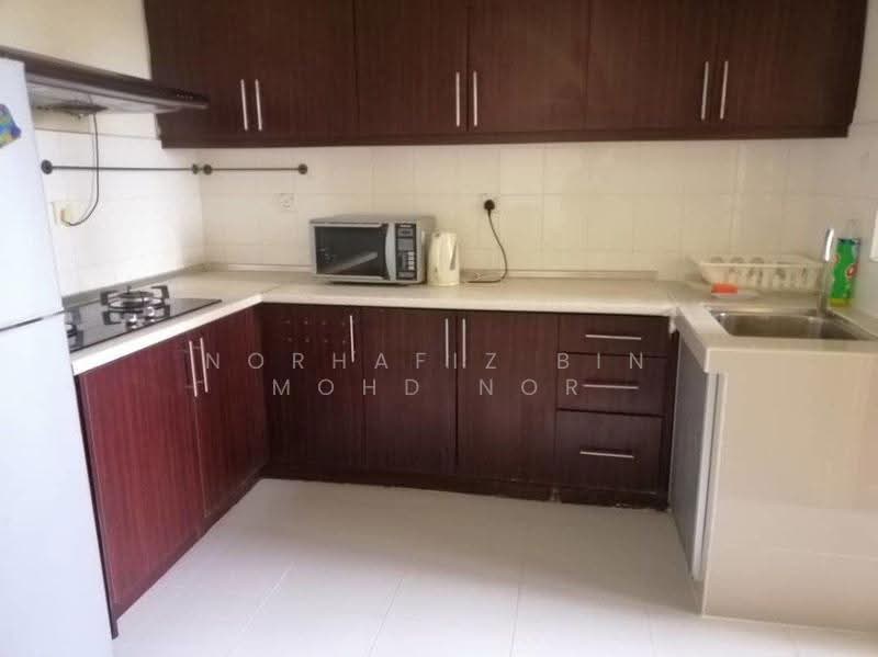 Condominium for Rent at Seri Maya Condominium - Norhafiz Bin Mohd Nor - Kitchen - PropertyGuru.com.my
