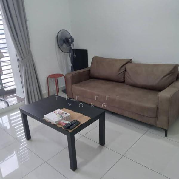 Condominium for Rent at Paraiso Residence @ The Earth - Tee Bee Yong - Living Room - PropertyGuru.com.my