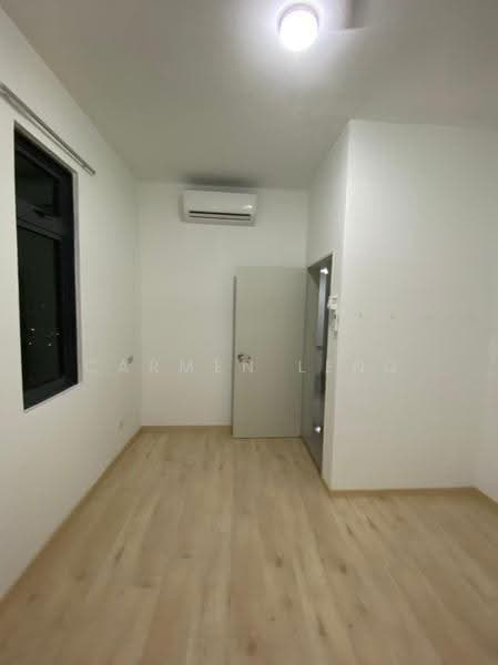 Condominium for Sale at Parkhill Residence - Carmen Leng - Interior - PropertyGuru.com.my