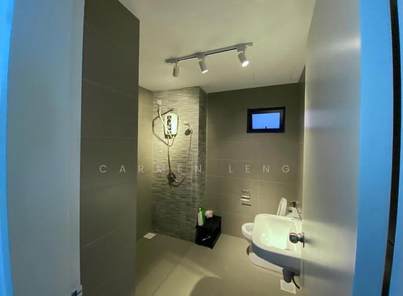 Condominium for Sale at Parkhill Residence - Carmen Leng - Bathroom - PropertyGuru.com.my