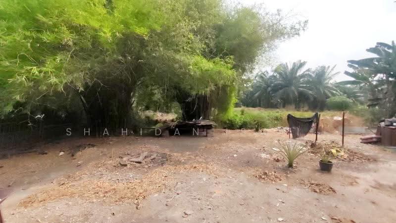 1-storey Terraced House for Sale in Banting (Selangor) - Shahidan Ismail - Exterior - PropertyGuru.com.my