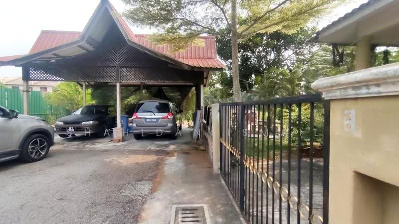 1-storey Terraced House for Sale in Banting (Selangor) - Shahidan Ismail - Exterior - PropertyGuru.com.my
