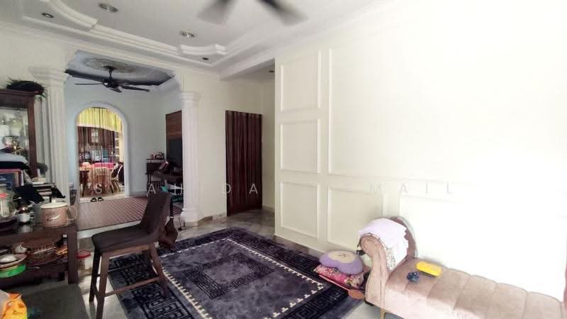 1-storey Terraced House for Sale in Banting (Selangor) - Shahidan Ismail - Living Room - PropertyGuru.com.my