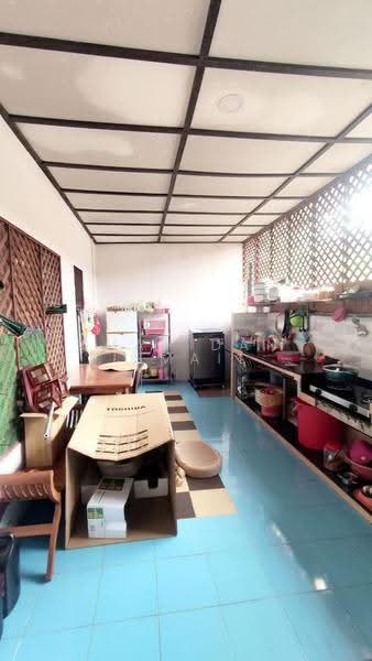 1-storey Terraced House for Sale in Banting (Selangor) - Shahidan Ismail - Kitchen - PropertyGuru.com.my