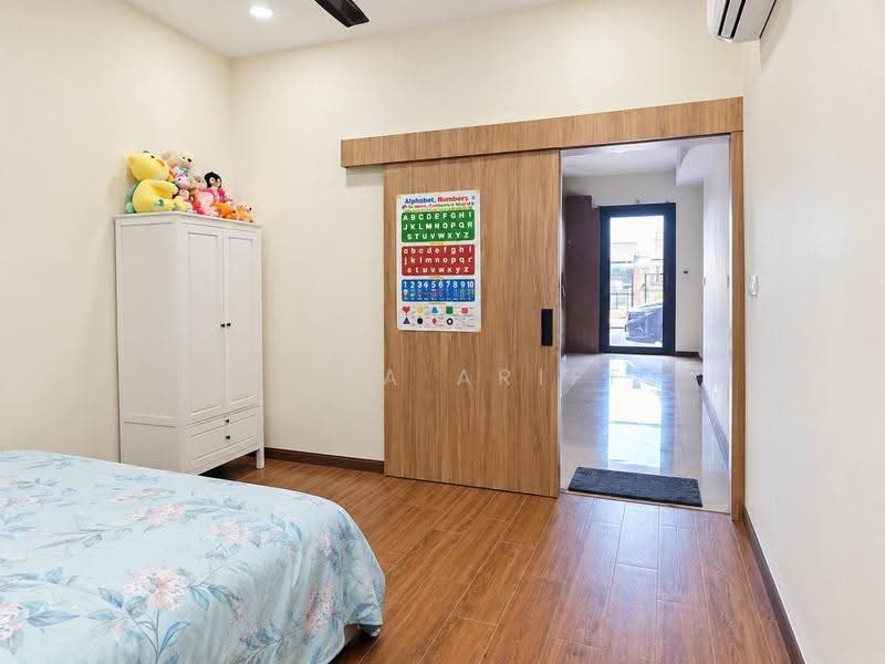 2-storey Terraced House for Sale in Elmina (Shah Alam) - BILYA ARIFF - Bedroom - PropertyGuru.com.my