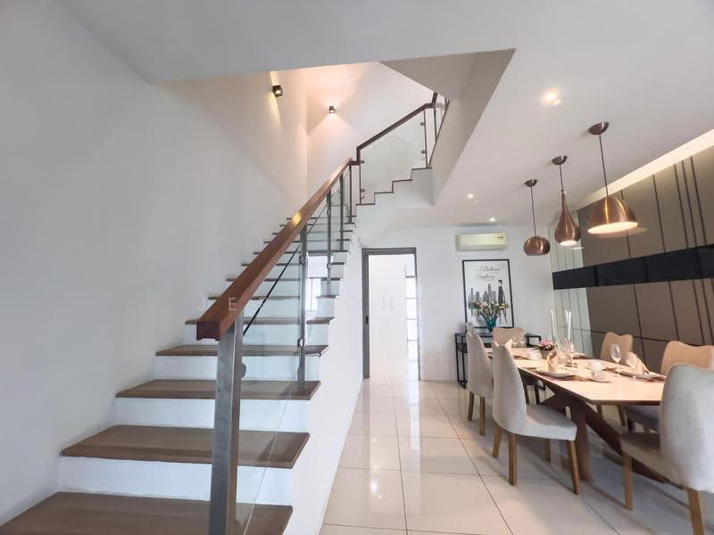 Kediaman Servis untuk Dijual di Tropical Villa - Jeff Cheah - Interior - PropertyGuru.com.my