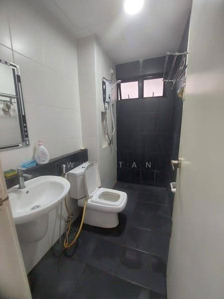 Service Residence for Rent at Sky Peak Residences - Win Tan - Bathroom - PropertyGuru.com.my