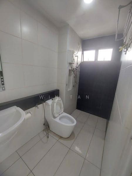 Service Residence for Rent at Sky Peak Residences - Win Tan - Bathroom - PropertyGuru.com.my