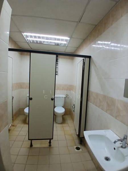 Retail Space for Rent in KLCC (KL City Centre) - Elaine Chong (Elle) - Bathroom - PropertyGuru.com.my