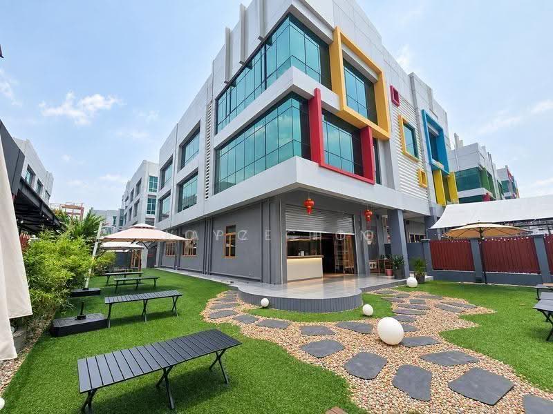Shop / Office for Rent in Bandar Puteri Puchong (Puchong) - Joyce Hoo - Exterior - PropertyGuru.com.my