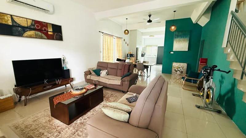 Semi-Detached House for Sale in Taman Scientex Rawang (Rawang) - Kwong Xiao Wei - Living Room - PropertyGuru.com.my