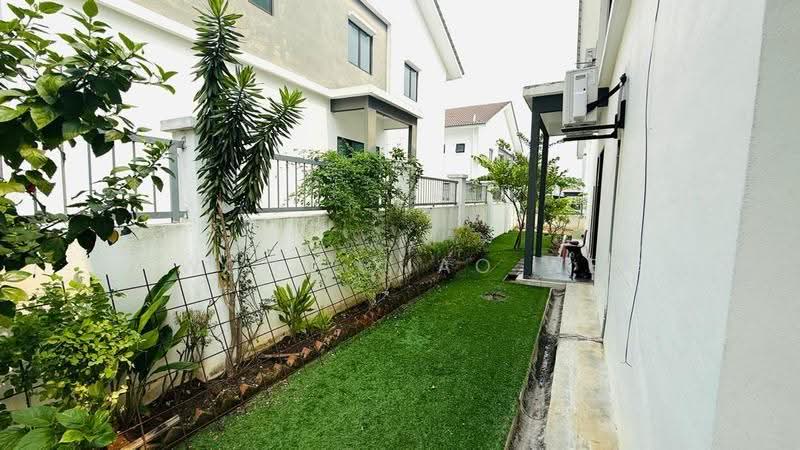 Semi-Detached House for Sale in Taman Scientex Rawang (Rawang) - Kwong Xiao Wei - Exterior - PropertyGuru.com.my