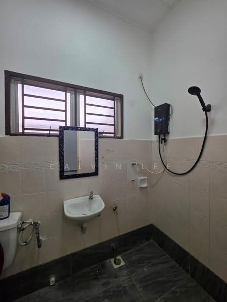 Factory for Rent in Senai (Kulai) - Calvin Lee - Bathroom - PropertyGuru.com.my