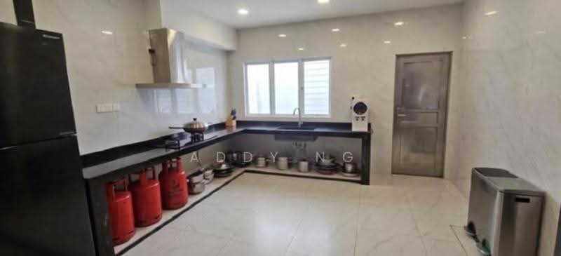 3-storey Terraced House for Sale in Taman Cahaya (Ampang) - Addy Ng - Kitchen - PropertyGuru.com.my