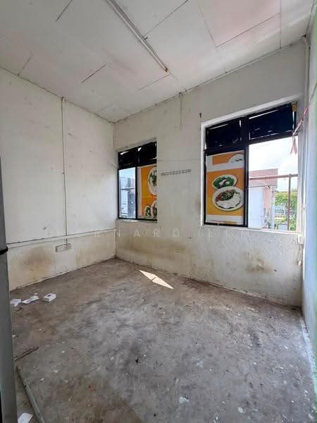 Shop for Rent in Taman Tampoi Utama (Johor Bahru) - Bernard Lim - Interior - PropertyGuru.com.my