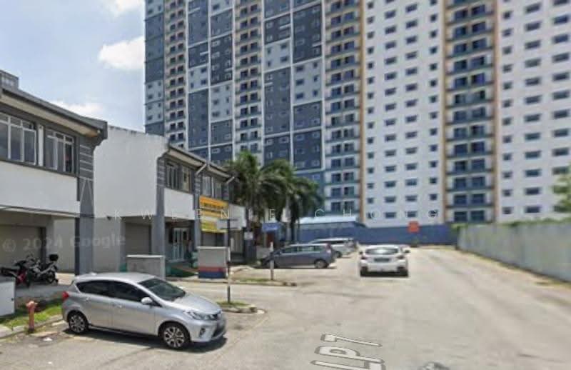 Shop for Rent in Taman Lestari Perdana (Seri Kembangan) - Kweenie Chong - Exterior - PropertyGuru.com.my