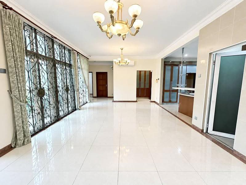 Rumah Banglo untuk Dijual di Subang (Selangor) - Vincent Liaw - Living Room - PropertyGuru.com.my