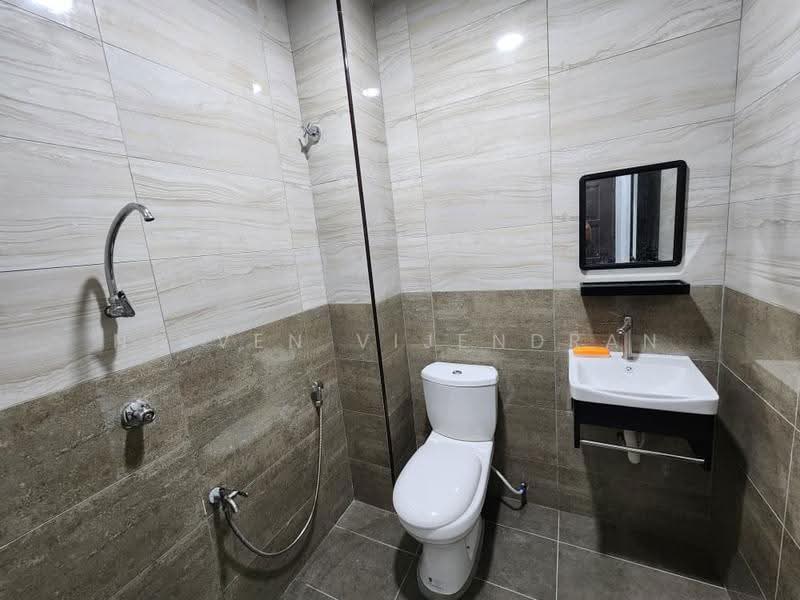 2-storey Terraced House for Rent in Jenjarom (Selangor) - Nisven Vijendran - Bathroom - PropertyGuru.com.my
