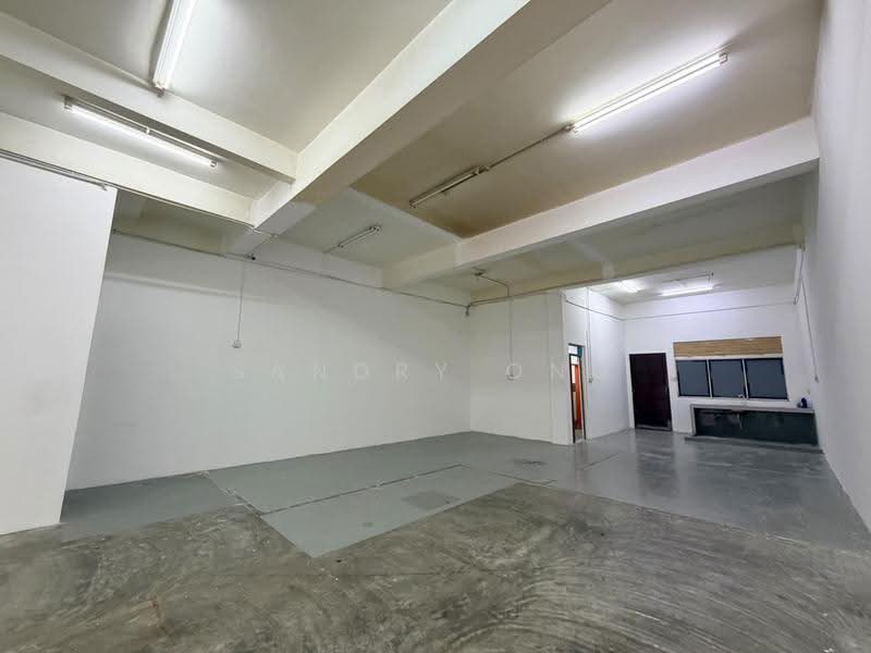 Shop for Rent in Taman Impian Emas (Skudai) - Sandry Ong - Interior - PropertyGuru.com.my