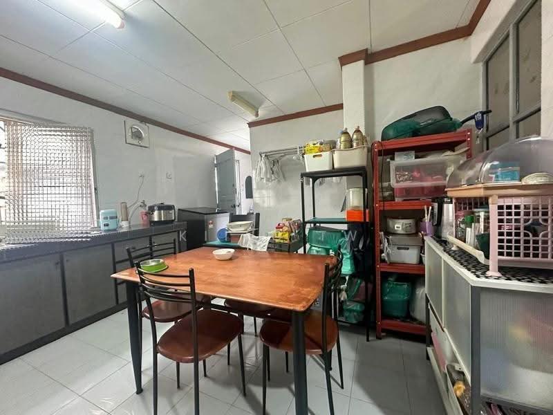 Rumah Teres 2-Tingkat untuk Dijual di Bandar Menjalara (Kuala Lumpur) - Kiing TW - Kitchen - PropertyGuru.com.my