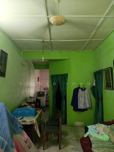 1-storey Terraced House for Sale in Taman Kajang Ria (Kajang) - Steven Yong - Living Room - PropertyGuru.com.my