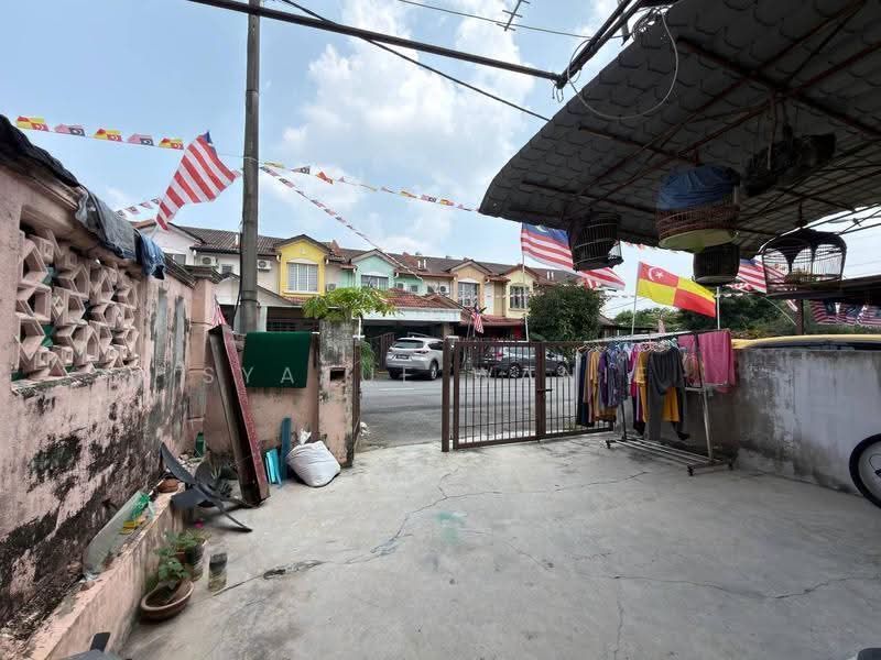2-storey Terraced House for Sale in Bandar Bukit Mahkota (Bangi) - Syazue Wanie - Exterior - PropertyGuru.com.my