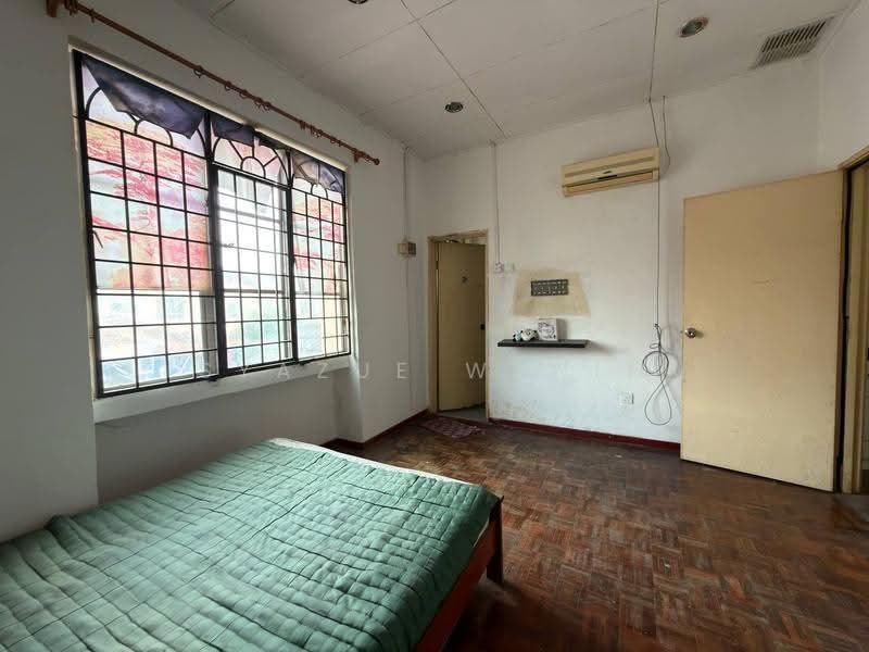 2-storey Terraced House for Sale in Bandar Bukit Mahkota (Bangi) - Syazue Wanie - Bedroom - PropertyGuru.com.my