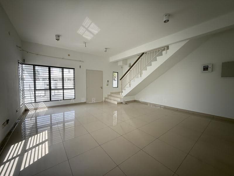 Rumah Berkembar untuk Dijual di Setia Impian (Setia Alam) - GABRIEL GOH - Living Room - PropertyGuru.com.my