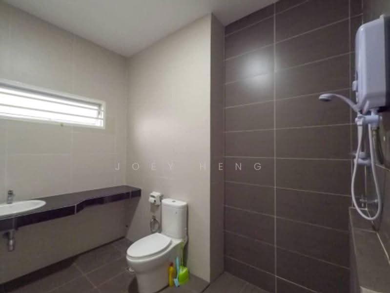 Rumah Teres 2-Tingkat untuk Dijual di S2 Heights (Seremban 2) - Joey Heng - Bathroom - PropertyGuru.com.my
