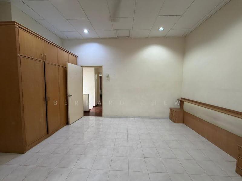 Rumah Teres untuk Dijual di Kampung Sungai Nibong (Bayan Lepas) - Bernard Chew - Bedroom - PropertyGuru.com.my