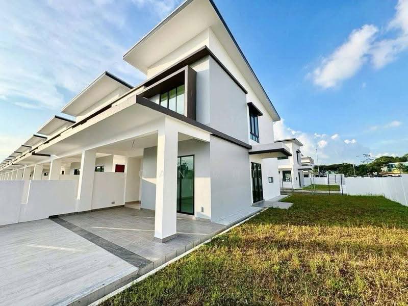 Rumah Teres 2-Tingkat untuk Dijual di Johor Bahru (Johor) - Joan Chia - Exterior - PropertyGuru.com.my