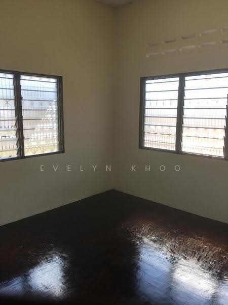 Rumah Banglo untuk Dijual di Taman Maxwell (Ipoh) - Evelyn Khoo - Room - PropertyGuru.com.my